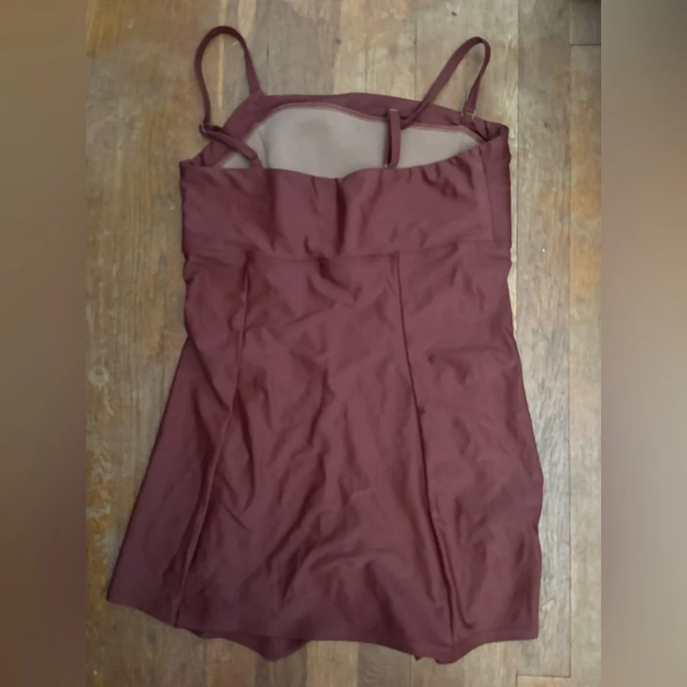 New Seea Bolinas Surf Swim Suit one piece liner built in shorts XL Brown Walnut - Picture 6 of 6